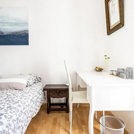 Charmante Maison A 10 Minutes A Pied De La サン・ジョルジュ・ド・ディドンヌ