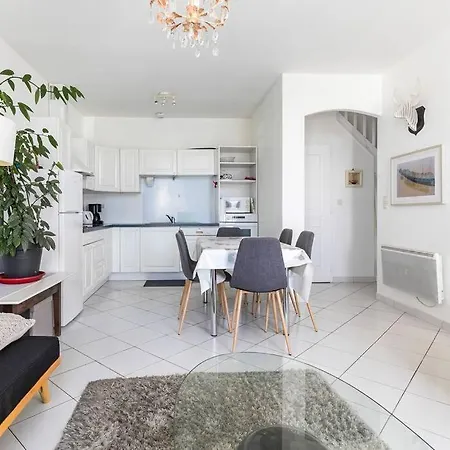 Charmante Maison A 10 Minutes A Pied De La 別荘