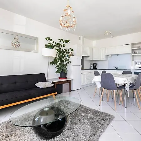 Charmante Maison A 10 Minutes A Pied De La 別荘