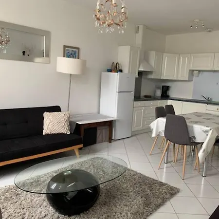 Charmante Maison A 10 Minutes A Pied De La