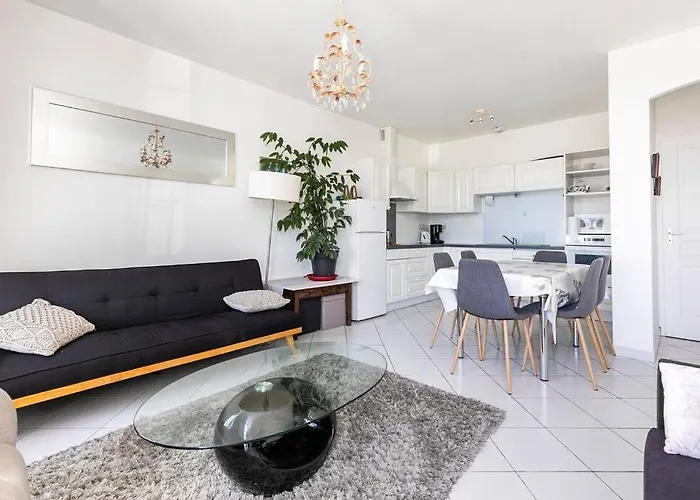 Charmante Maison A 10 Minutes A Pied De La بيت للعطل