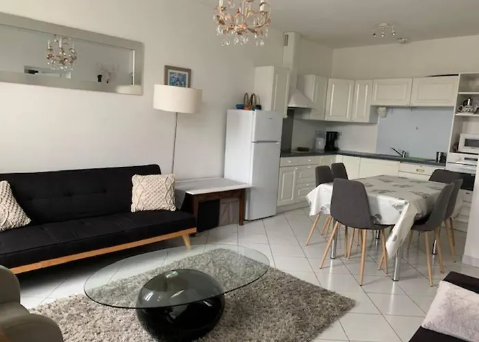 Charmante Maison A 10 Minutes A Pied De La