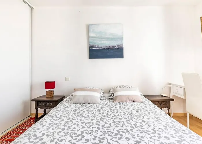 Charmante Maison A 10 Minutes A Pied De La بيت للعطل *